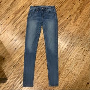 Aeropostale 00 distressed button fly jean